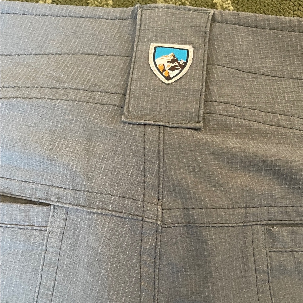 KUHL Cargo Shorts - Picture 6 of 7